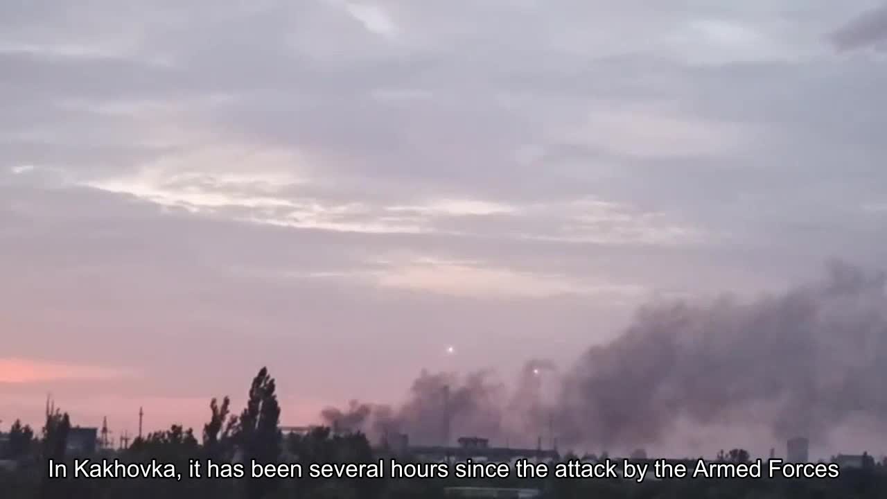 In Kakhovka, after the strike by the Armed Forces, the warehouse has been detonating for several ho