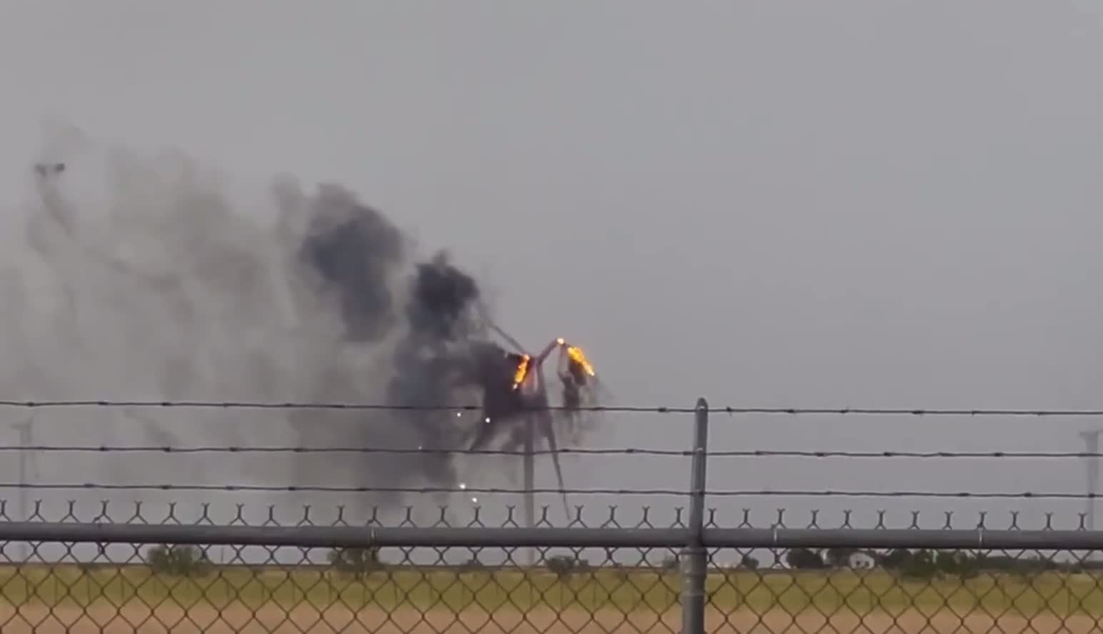 Texas wind turbine hit by lightning