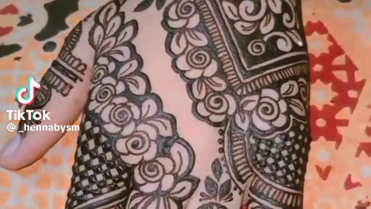 mehndi expert class 1