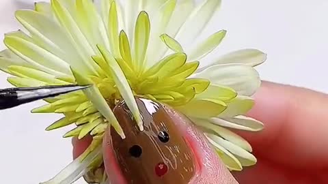 Manicure with flowers