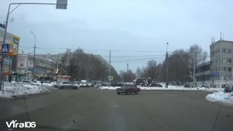 Russian Dash Cam Car Crash Compilation