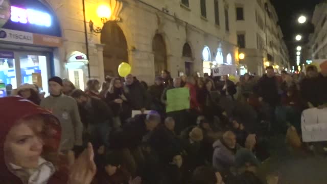 Corteo 5 Novembre a Livorno contro il Green Pass