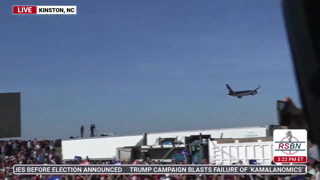 NORTH CAROLINA: Trump Force One Has Arrived!