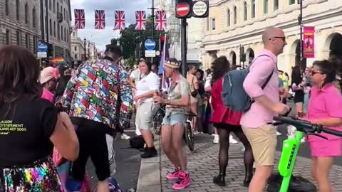 I met a group of happy people singing and dancing on the street