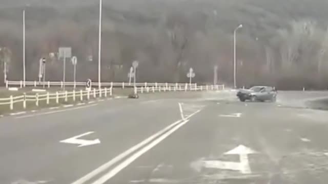 Dash Cam accident - HOW ARE THEY ALIVE?? ALWAYS USE A SEATBELT