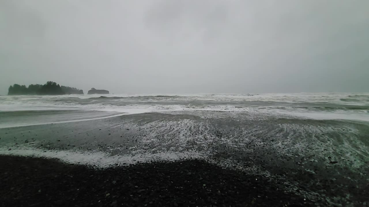 Beach Day 2: There comes the storm (reupload)