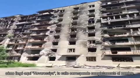 Ocupado Mariupol. Calle llamada Novorossiysk. Después de que llegó aquí "Novorossiya", la calle c
