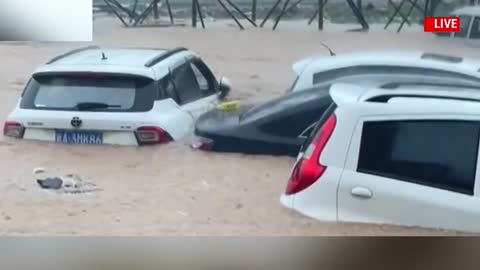 HOBEI VO DAM THROUGH TERRIBLE WHERE IN THE SEA OF WATER - NEW SUPER STORM LEVEL 17 LEVEL CHINA