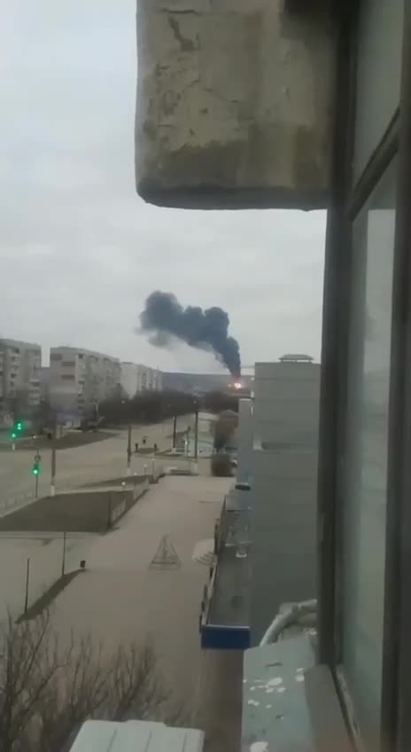 Ukraine War - Oil Depot in Lugansk Hit