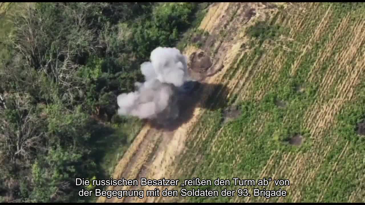 Russische Besatzer zerstören einen Turm von einem Treffen mit Soldaten der 93. Brigade