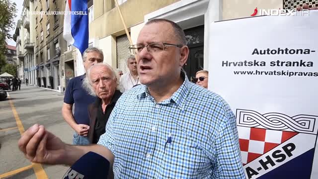 Desničari sa zastavama HOS-a došli pred HDZ