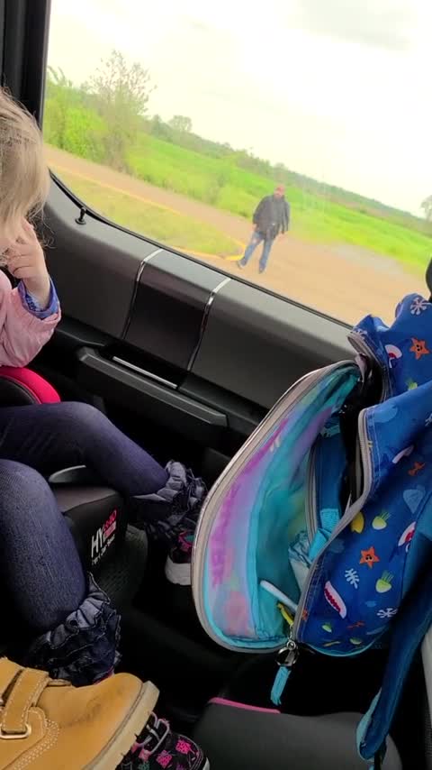 Father stops and helps a stranger, and becomes a hero to his children
