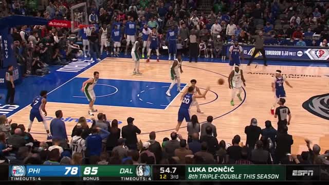 Luka Doncic POSTERIZES Andre Drummond, crowd goes wild