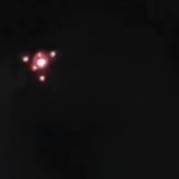 INCREDIBLE UFO CAPTURED in Barigui Park, in Curitiba BRAZIL 15-12-24