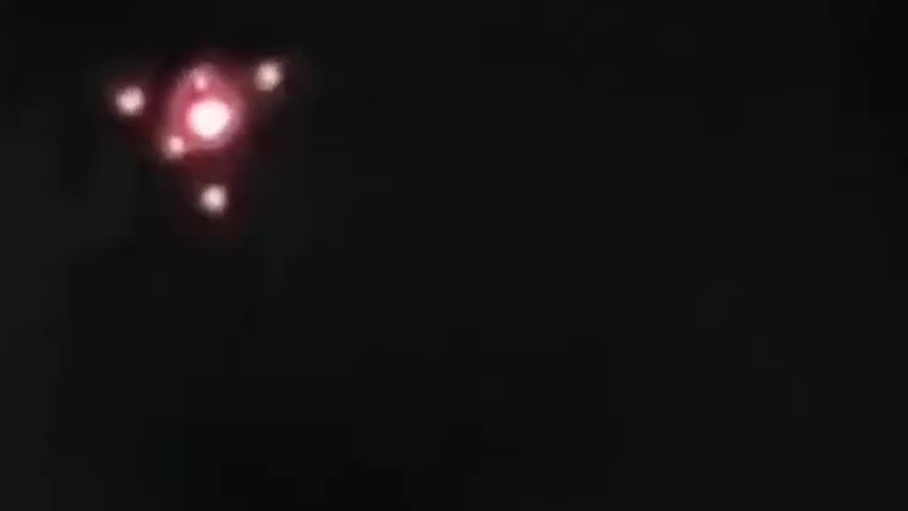 INCREDIBLE UFO CAPTURED in Barigui Park, in Curitiba BRAZIL 15-12-24