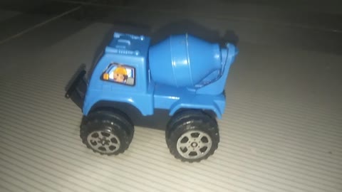 UNIQUE MOLEN TRUCK TOYS, CHEAP PRICES FOR CHILDREN