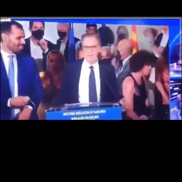 Maskentheater (deleted video)