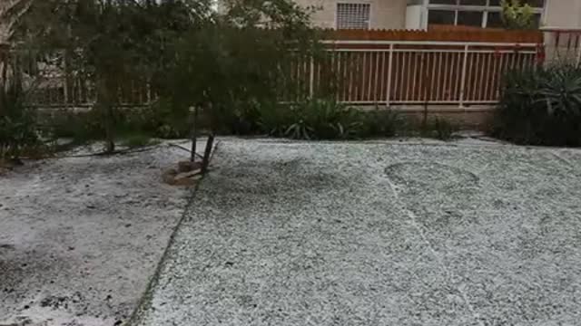 Hail fall in Jerusalem in 1/2/2015