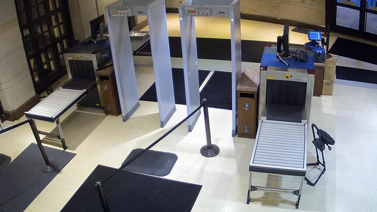 7151CVCULSScreeningMetalDet3_2021-01-05_16h40min02s983ms.mp4