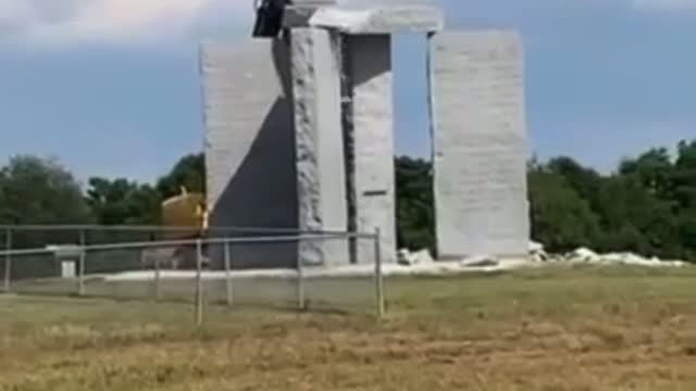 Praise The King of Heaven - Georgia guidestones are destroyed by King Jesus