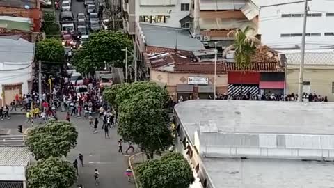 ESMAD en protesta con gas lacrimógeno | 29 de abril