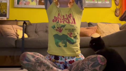 Kitty Does Yoga