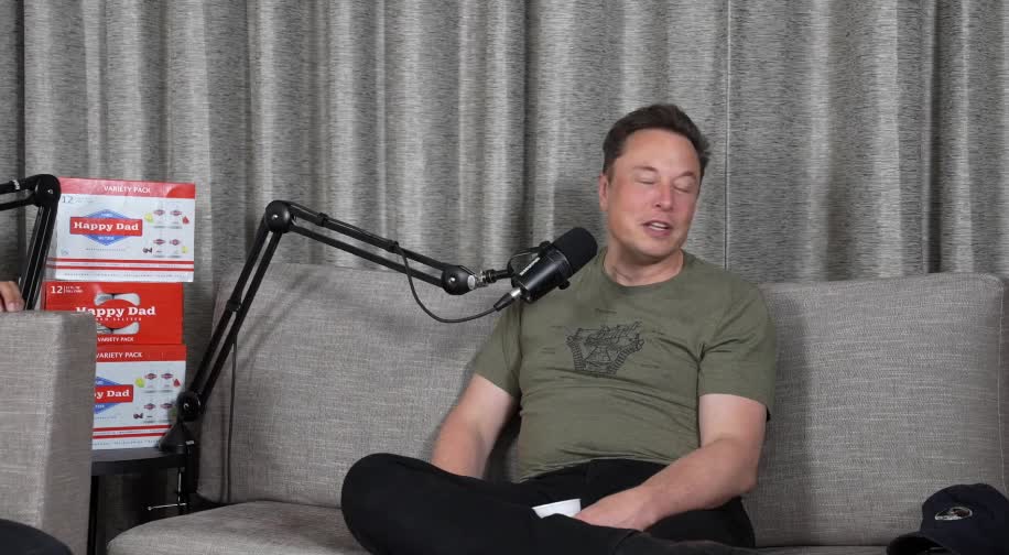 Elon Musk on Area 51