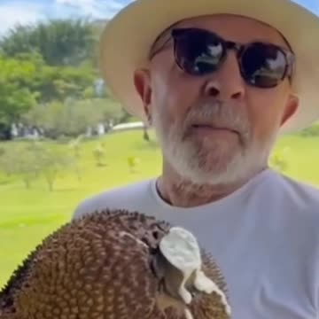 Lula Da Silva and his jackfruit