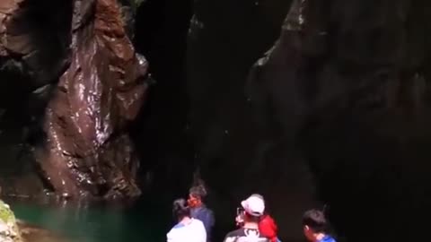 People are canyoning