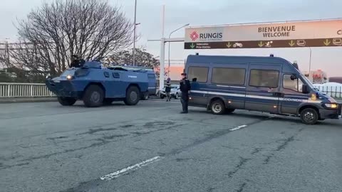 French police deploy armoured vehicles to prevent farmers blocking food market