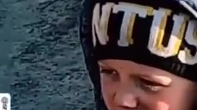 Russian troops provide hungry Ukrainian child with one of their ration packs