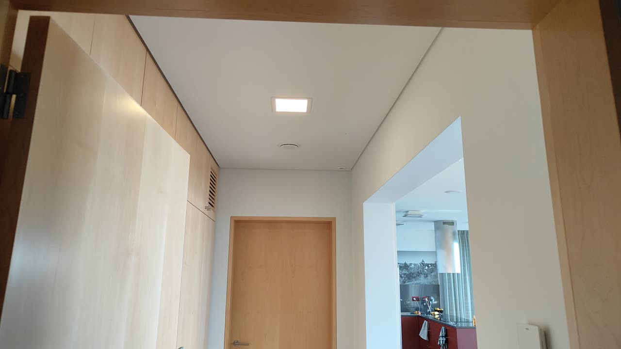 Transforming a convencional Downlight LED light into dimming light with KNX