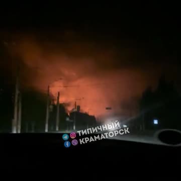 Several explosions reported in Kramatorsk, a large fire has started