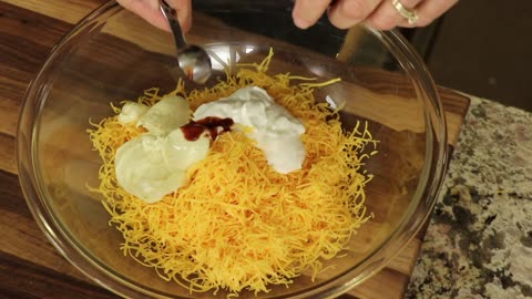 How To Make A Grilled Pimento Cheese Sandwich That Will AMAZE Your Friends