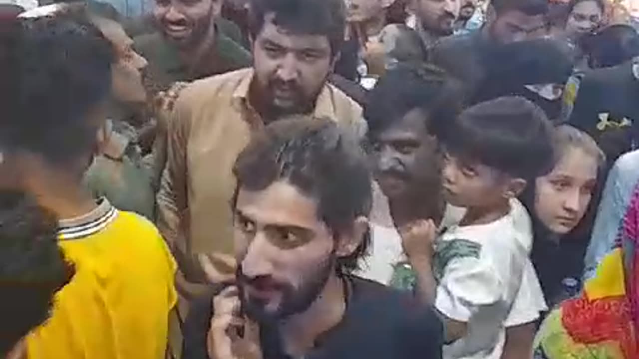 Independence day crowd