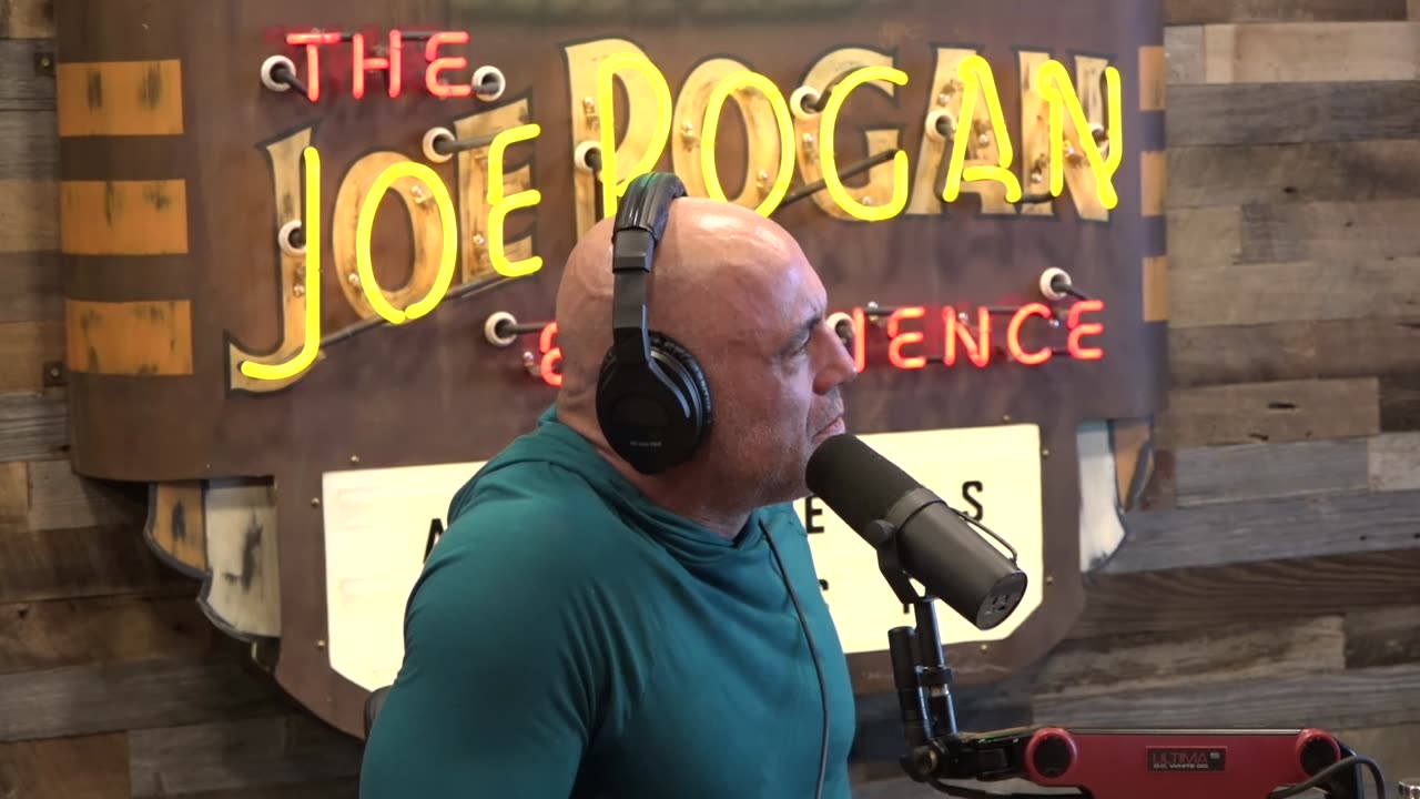 Joe Rogan Experience #2226 - Theo Von