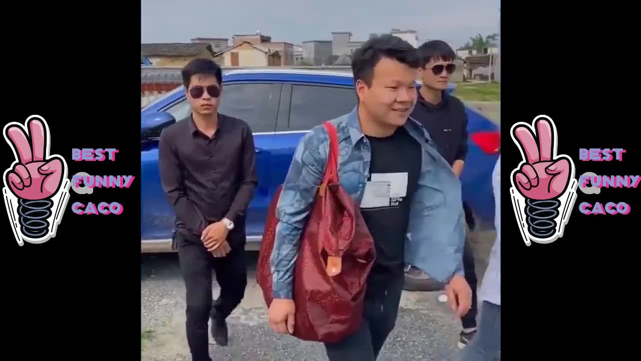 chinese People doing stupid things New Funny Videos 2020