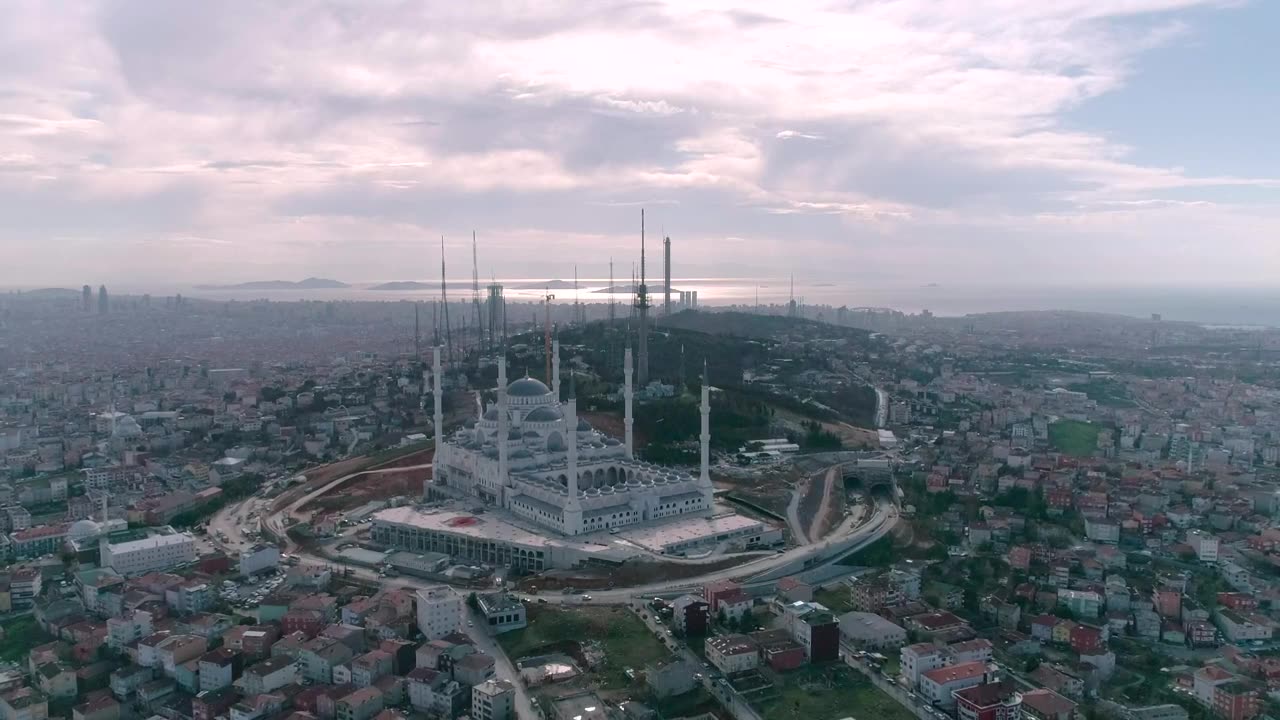 Construction at the Camlica Mosque