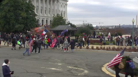 7214USCG00SenatePlazaOutbound_2021-01-06_15h14min22s187ms.mp4