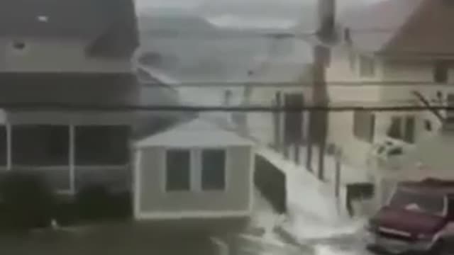 Hurricane Irma arriving in florida-USA NEW VIDEO striking image