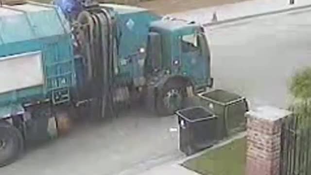 Naughty garbage truck