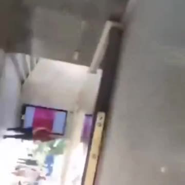 The fake asylum seeker annoys two Polish girls and discovers that it was better