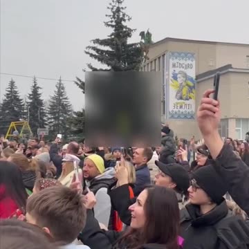 Causing carbon dioxide & "warming the globe" in Ukraine