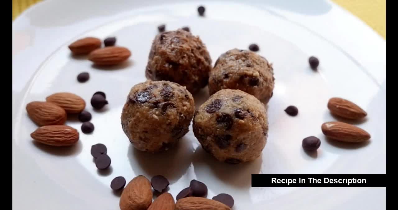 Keto Recipes - Almond Butter Energy Balls