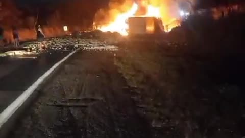 carreta explosão 2