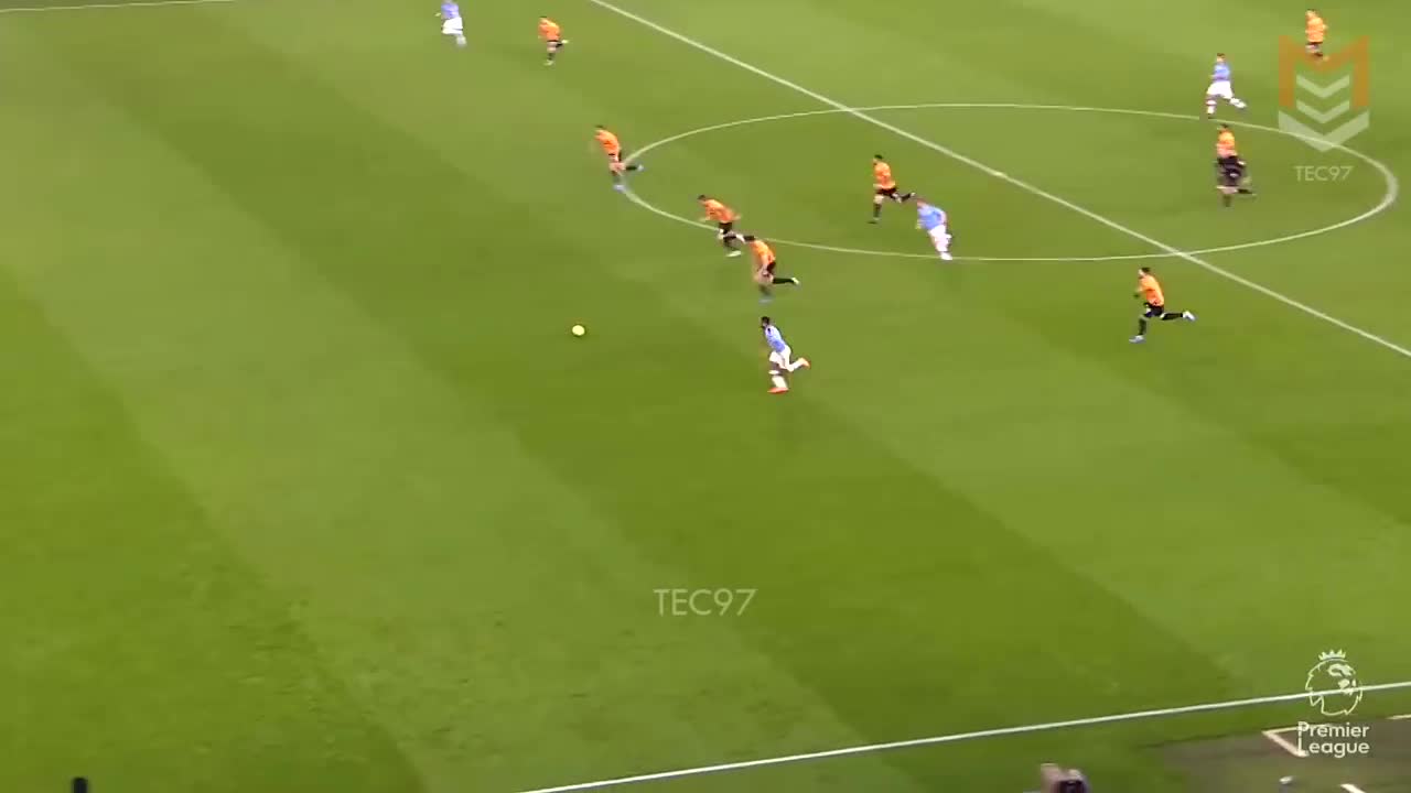 Kevin De Bruyne Uses Magic in Football