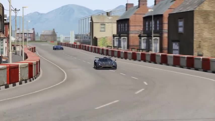 Koenigsegg One1 vs Bugatti La Voiture Noire vs Bugatti Centodieci