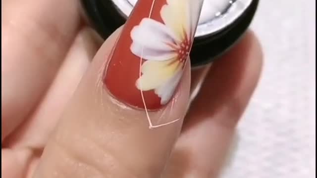 Flower nail art