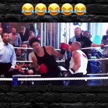 Justin Trudeau Boxing