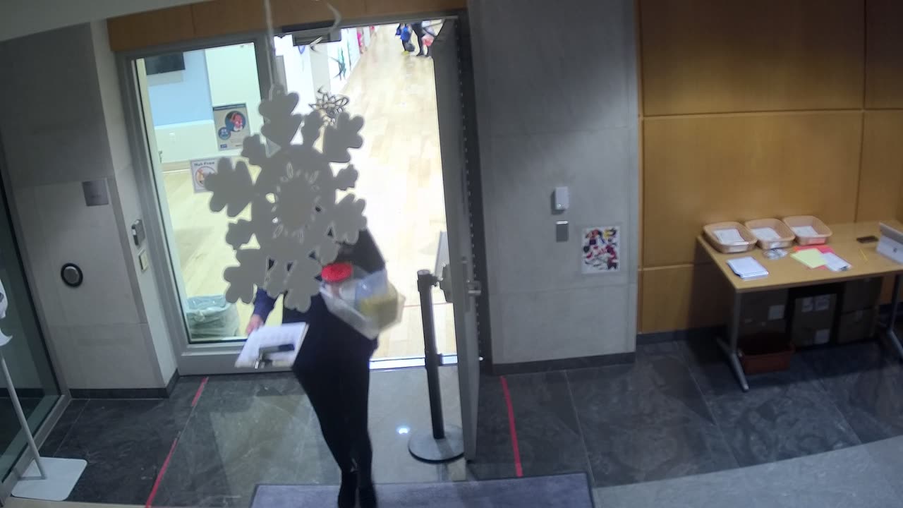 8616OHOB0101B12_2021-01-06_09h14min07s097ms.mp4